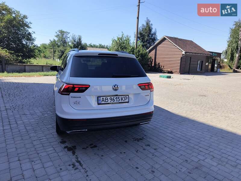 Позашляховик / Кросовер Volkswagen Tiguan 2018 в Іллінцях