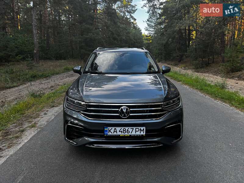 Внедорожник / Кроссовер Volkswagen Tiguan 2022 в Киеве