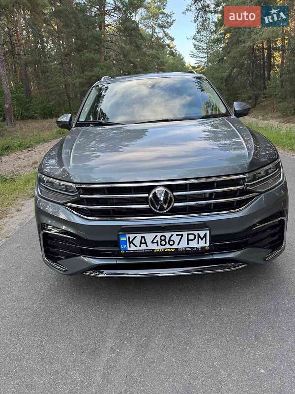 Внедорожник / Кроссовер Volkswagen Tiguan 2022 в Киеве