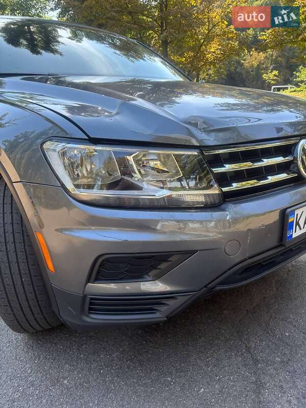 Внедорожник / Кроссовер Volkswagen Tiguan 2017 в Киеве