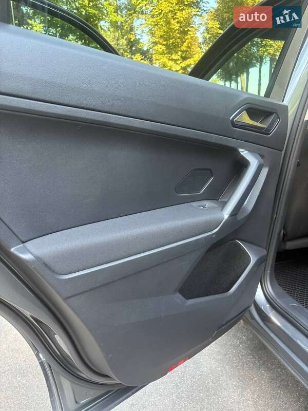 Внедорожник / Кроссовер Volkswagen Tiguan 2017 в Киеве