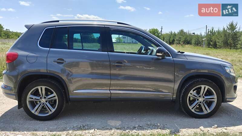 Внедорожник / Кроссовер Volkswagen Tiguan 2015 в Тернополе