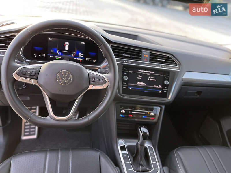 Внедорожник / Кроссовер Volkswagen Tiguan 2022 в Сарнах