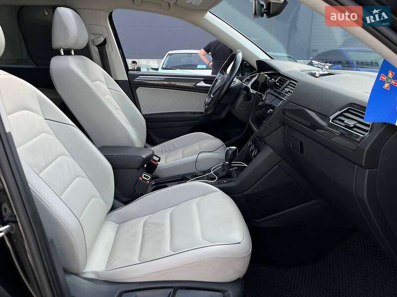 Позашляховик / Кросовер Volkswagen Tiguan 2018 в Львові