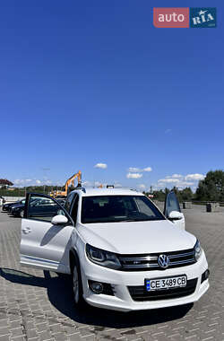 Внедорожник / Кроссовер Volkswagen Tiguan 2013 в Черновцах