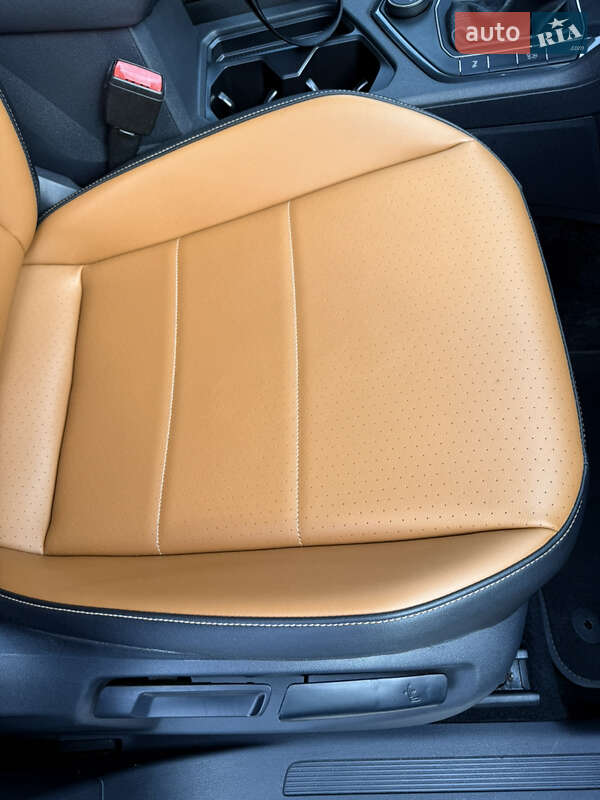 Позашляховик / Кросовер Volkswagen Tiguan 2019 в Києві фото 20 Позашляховик / Кросовер Volkswagen Tiguan 2019 в Києві