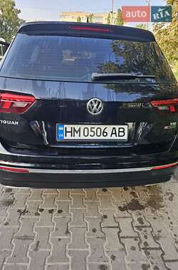 Внедорожник / Кроссовер Volkswagen Tiguan 2018 в Шостке