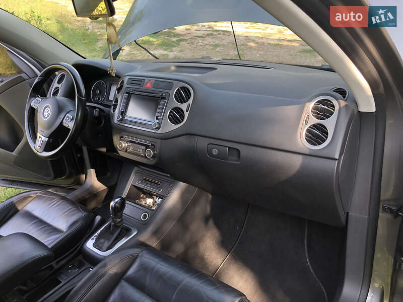 Позашляховик / Кросовер Volkswagen Tiguan 2010 в Коростені