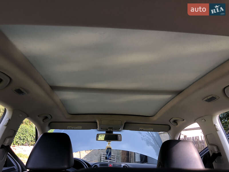 Позашляховик / Кросовер Volkswagen Tiguan 2010 в Коростені