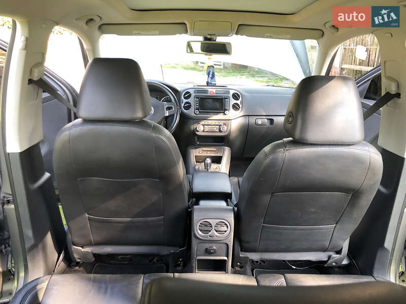 Позашляховик / Кросовер Volkswagen Tiguan 2010 в Коростені