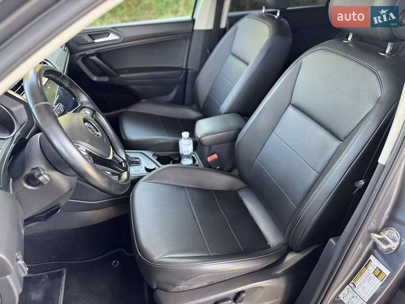 Внедорожник / Кроссовер Volkswagen Tiguan 2018 в Днепре