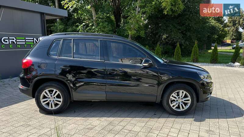 Внедорожник / Кроссовер Volkswagen Tiguan 2015 в Львове