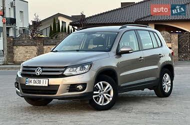 Позашляховик / Кросовер Volkswagen Tiguan 2014 в Рівному