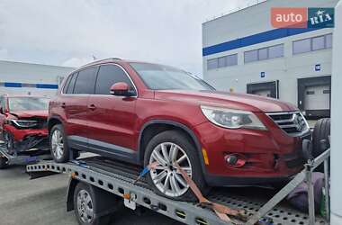 Внедорожник / Кроссовер Volkswagen Tiguan 2011 в Киеве