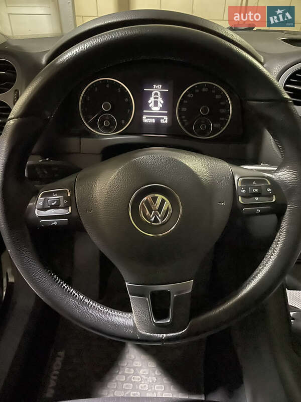 Позашляховик / Кросовер Volkswagen Tiguan 2013 в Кривому Розі