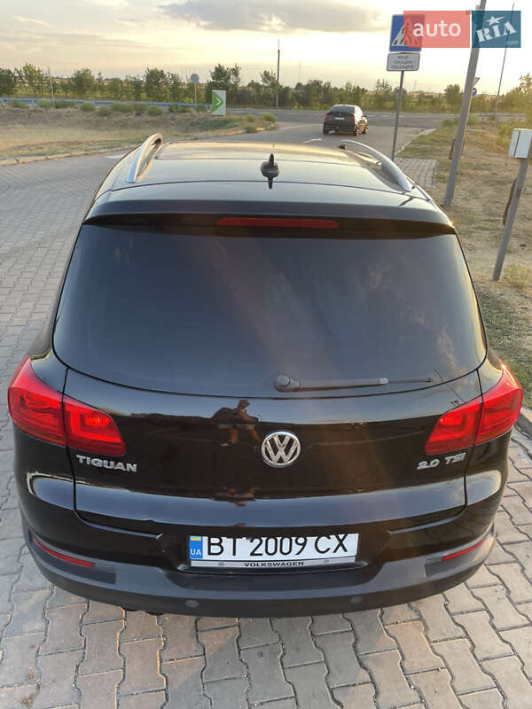 Позашляховик / Кросовер Volkswagen Tiguan 2013 в Кривому Розі