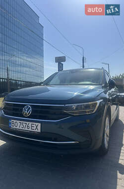 Внедорожник / Кроссовер Volkswagen Tiguan 2020 в Тернополе