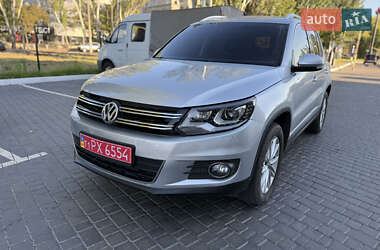 Внедорожник / Кроссовер Volkswagen Tiguan 2014 в Одессе