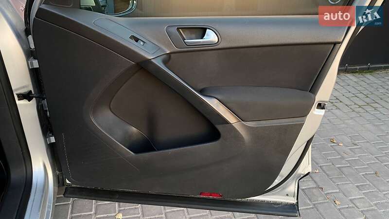 Внедорожник / Кроссовер Volkswagen Tiguan 2010 в Виннице фото 35 Внедорожник / Кроссовер Volkswagen Tiguan 2010 в Виннице