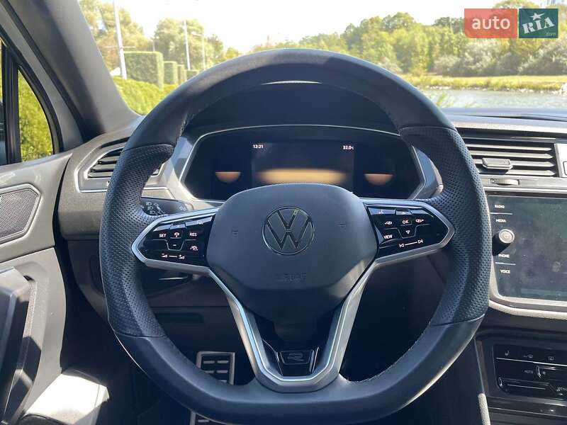 Внедорожник / Кроссовер Volkswagen Tiguan 2022 в Днепре