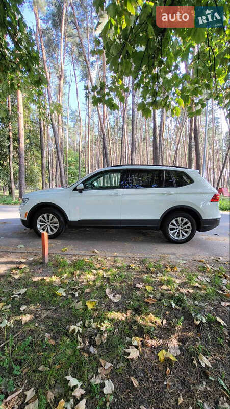Внедорожник / Кроссовер Volkswagen Tiguan 2018 в Киеве