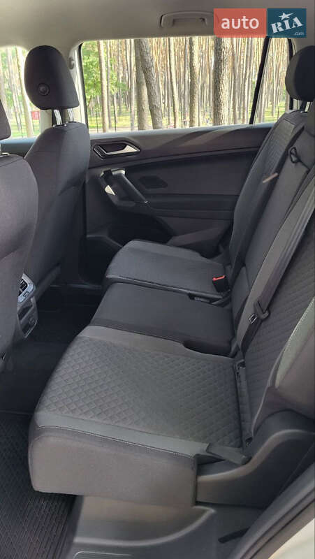 Внедорожник / Кроссовер Volkswagen Tiguan 2018 в Киеве