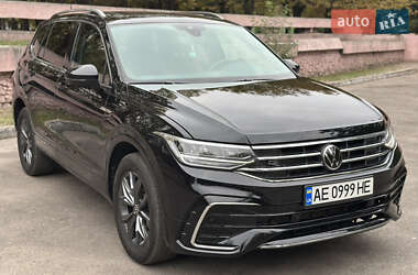 Внедорожник / Кроссовер Volkswagen Tiguan 2022 в Каменском
