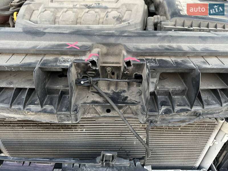 Внедорожник / Кроссовер Volkswagen Tiguan 2019 в Львове