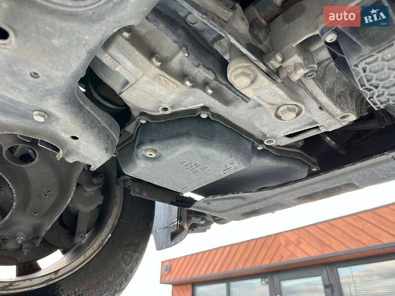 Внедорожник / Кроссовер Volkswagen Tiguan 2019 в Львове