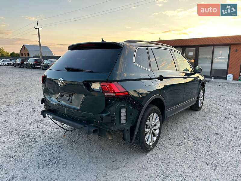 Внедорожник / Кроссовер Volkswagen Tiguan 2019 в Львове