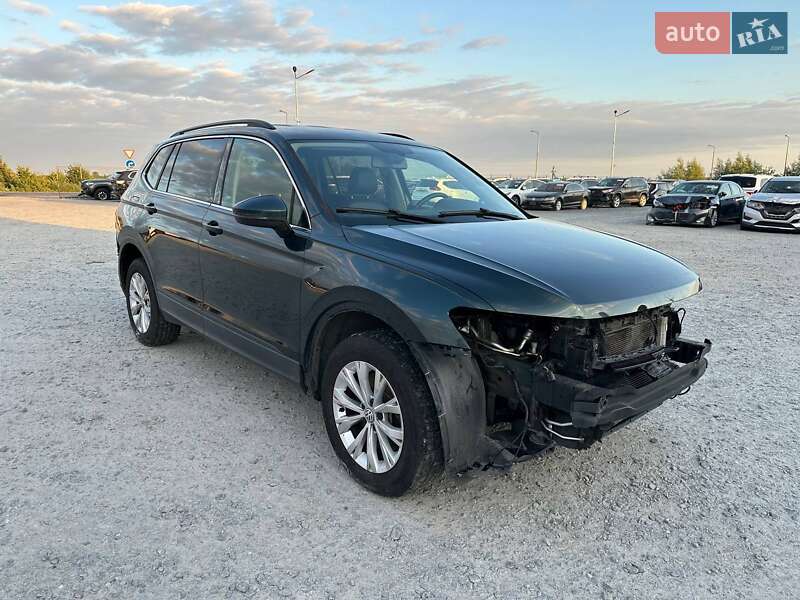Внедорожник / Кроссовер Volkswagen Tiguan 2019 в Львове