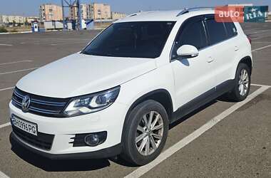 Позашляховик / Кросовер Volkswagen Tiguan 2013 в Одесі