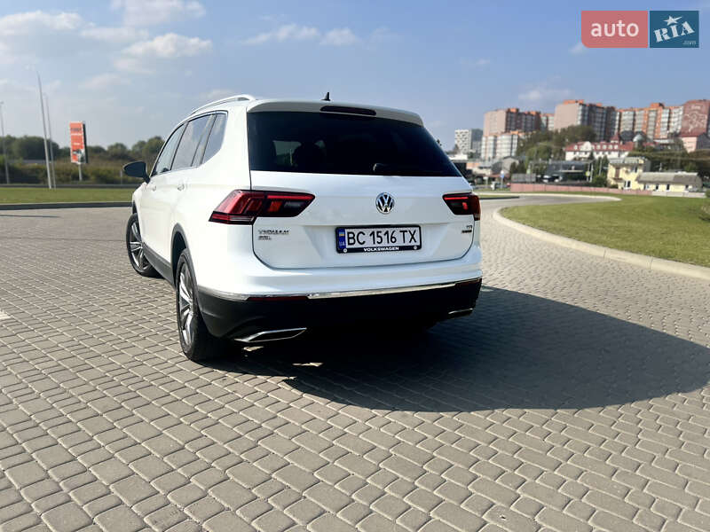 Внедорожник / Кроссовер Volkswagen Tiguan 2018 в Львове