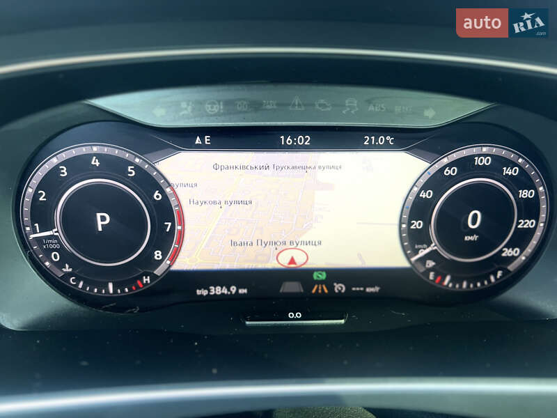 Внедорожник / Кроссовер Volkswagen Tiguan 2018 в Львове