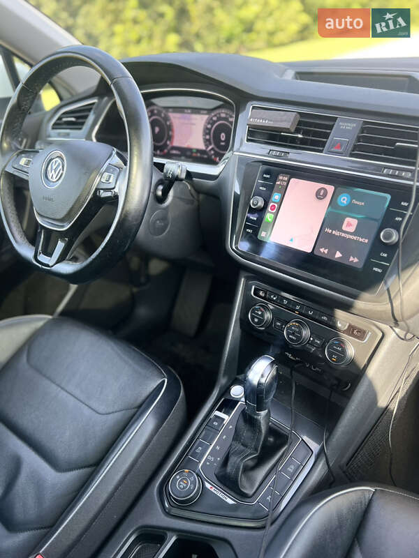 Внедорожник / Кроссовер Volkswagen Tiguan 2018 в Львове