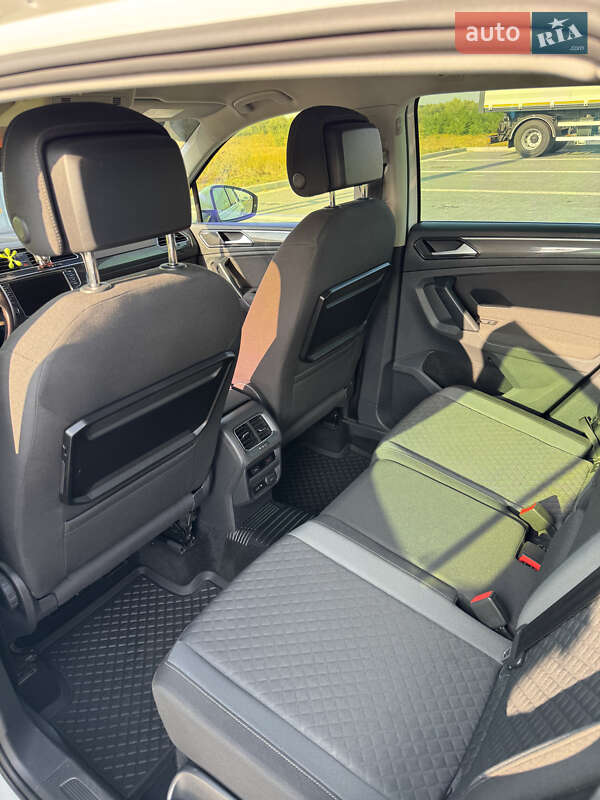 Внедорожник / Кроссовер Volkswagen Tiguan 2016 в Львове фото 13 Внедорожник / Кроссовер Volkswagen Tiguan 2016 в Львове