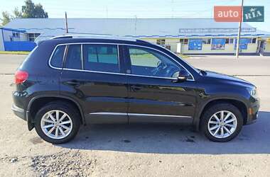 Позашляховик / Кросовер Volkswagen Tiguan 2016 в Віньківцях