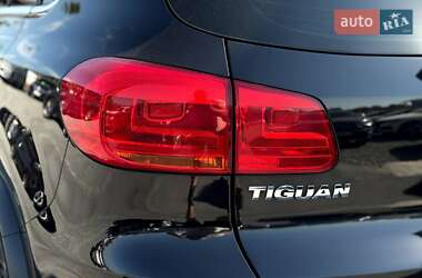 Внедорожник / Кроссовер Volkswagen Tiguan 2016 в 