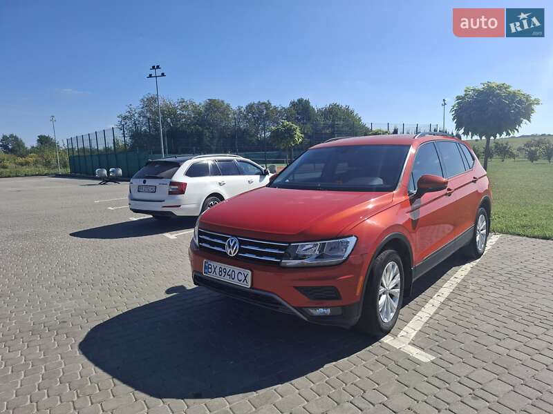 Внедорожник / Кроссовер Volkswagen Tiguan 2018 в Шепетовке