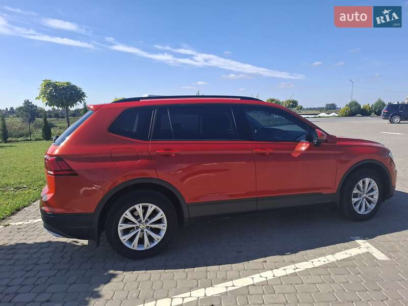 Внедорожник / Кроссовер Volkswagen Tiguan 2018 в Шепетовке