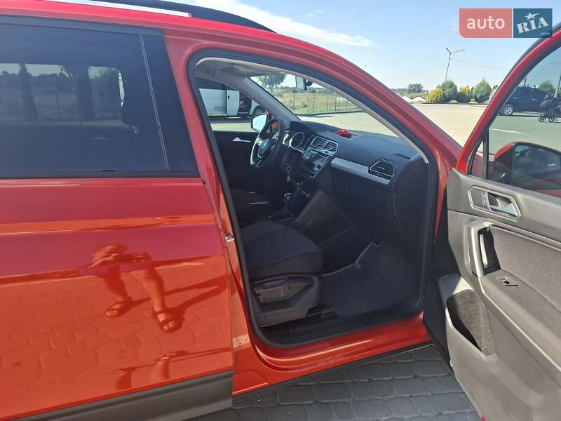 Внедорожник / Кроссовер Volkswagen Tiguan 2018 в Шепетовке