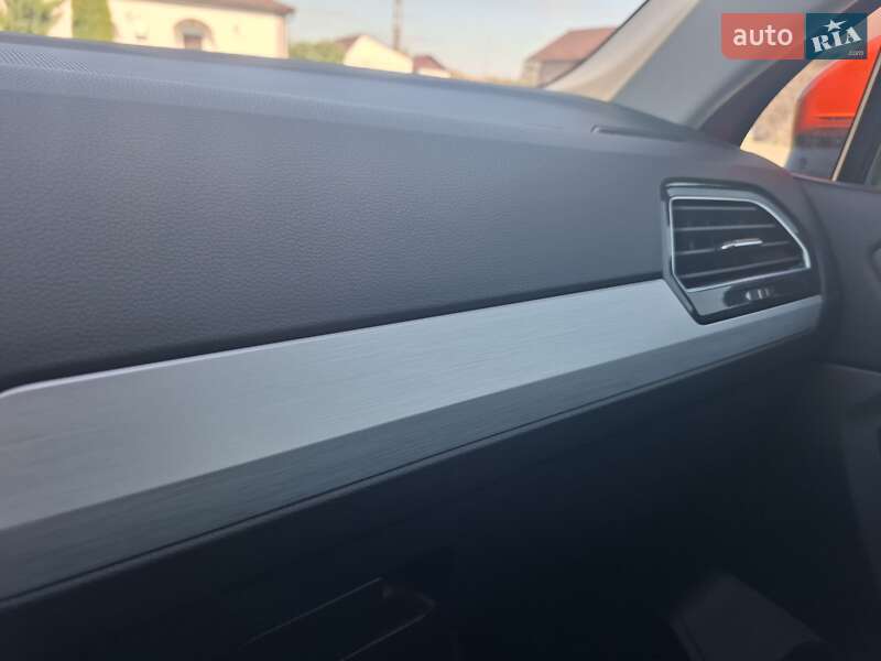 Внедорожник / Кроссовер Volkswagen Tiguan 2018 в Шепетовке