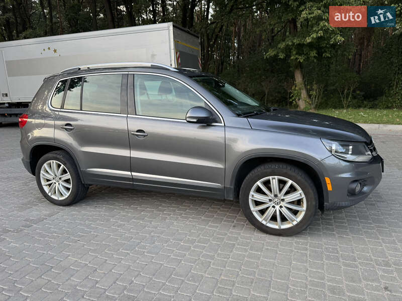 Volkswagen Tiguan 2012