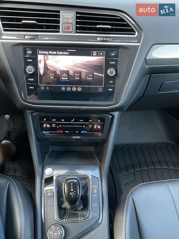 Внедорожник / Кроссовер Volkswagen Tiguan 2022 в Львове