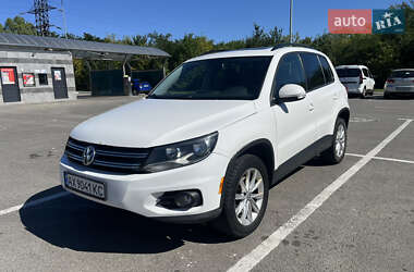 Внедорожник / Кроссовер Volkswagen Tiguan 2013 в Харькове