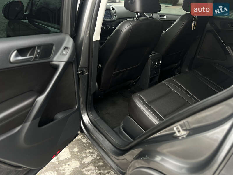 Внедорожник / Кроссовер Volkswagen Tiguan 2013 в Львове