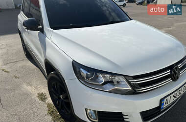 Внедорожник / Кроссовер Volkswagen Tiguan 2016 в Киеве