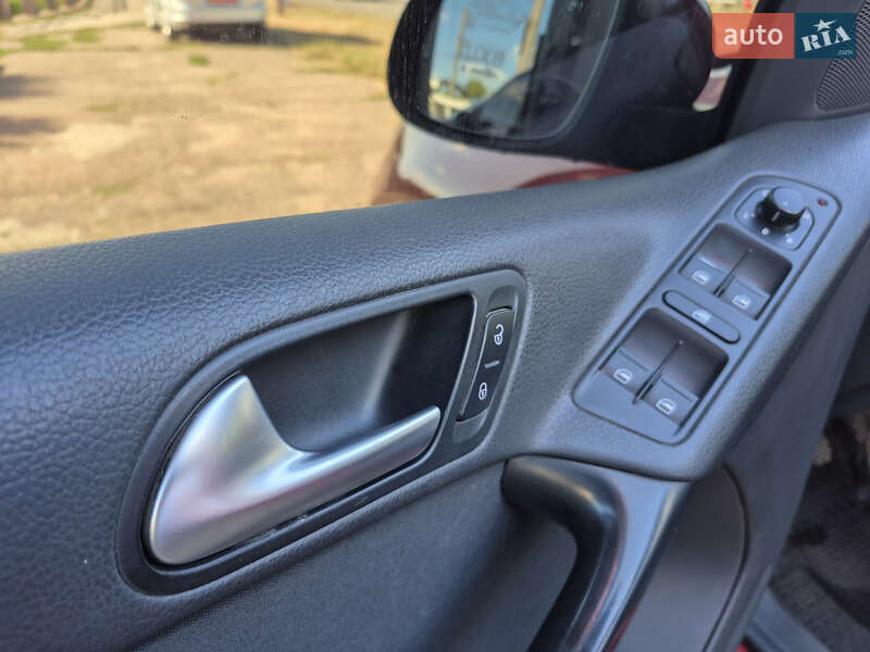 Позашляховик / Кросовер Volkswagen Tiguan 2015 в Кропивницькому фото 9 Позашляховик / Кросовер Volkswagen Tiguan 2015 в Кропивницькому