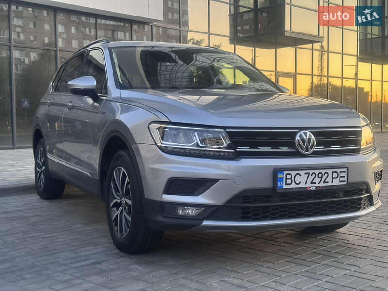 Внедорожник / Кроссовер Volkswagen Tiguan 2019 в Днепре фото 20 Внедорожник / Кроссовер Volkswagen Tiguan 2019 в Днепре