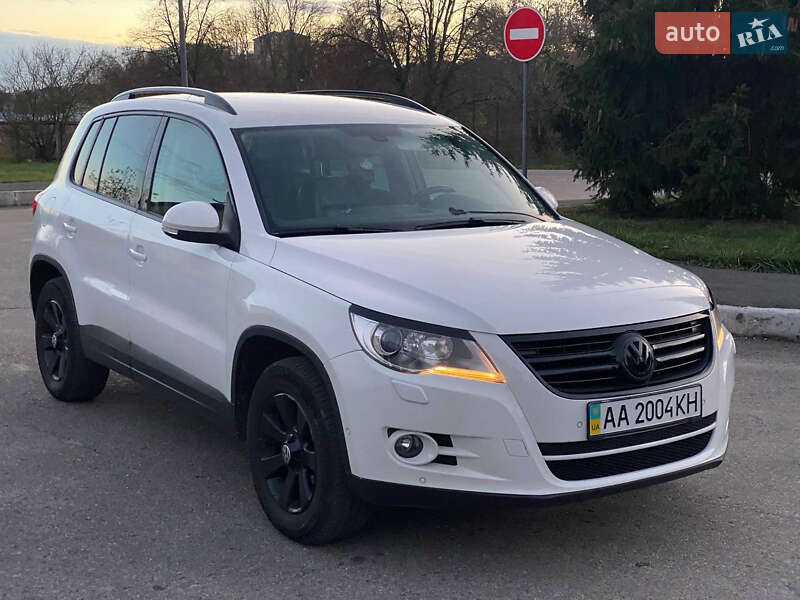 Volkswagen Tiguan 2011